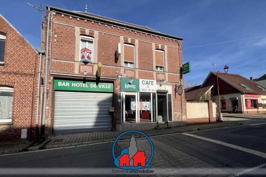 Commerce + habitation